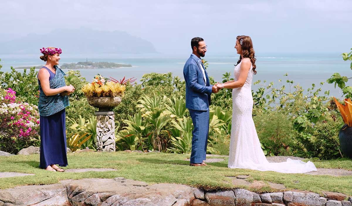 Oahu wedding officiant Kawena Mechler performing a ceremony